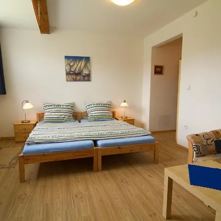 Ubytovani Edita 3* Bozi Dar